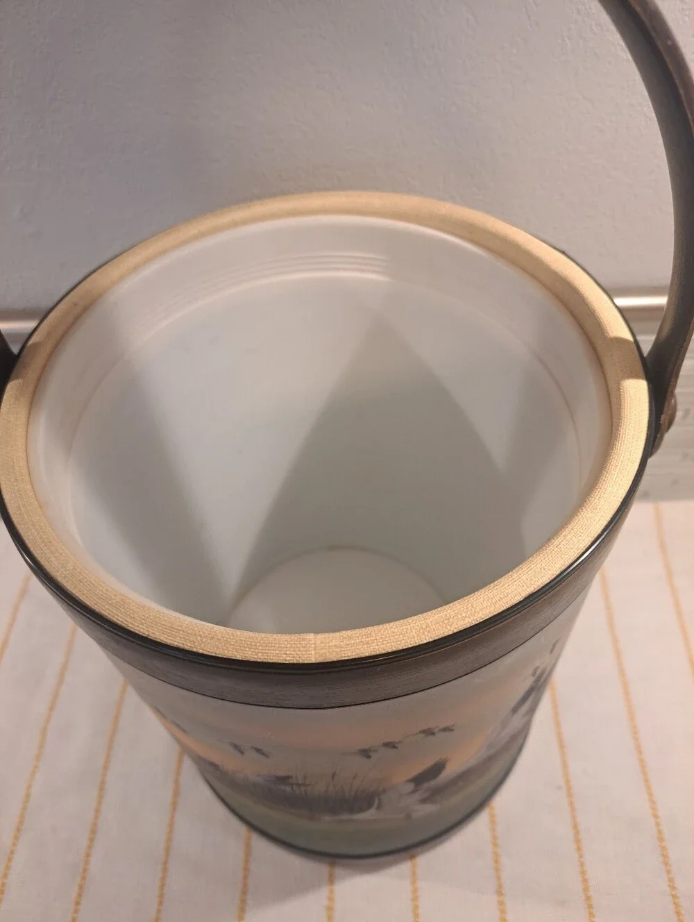 Vtg Kraftware Ice Bucket Mallard Geese Duck Handle Lid Faux Wood.